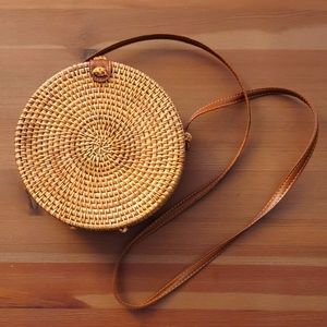Rattan Circle Crossbody Bag